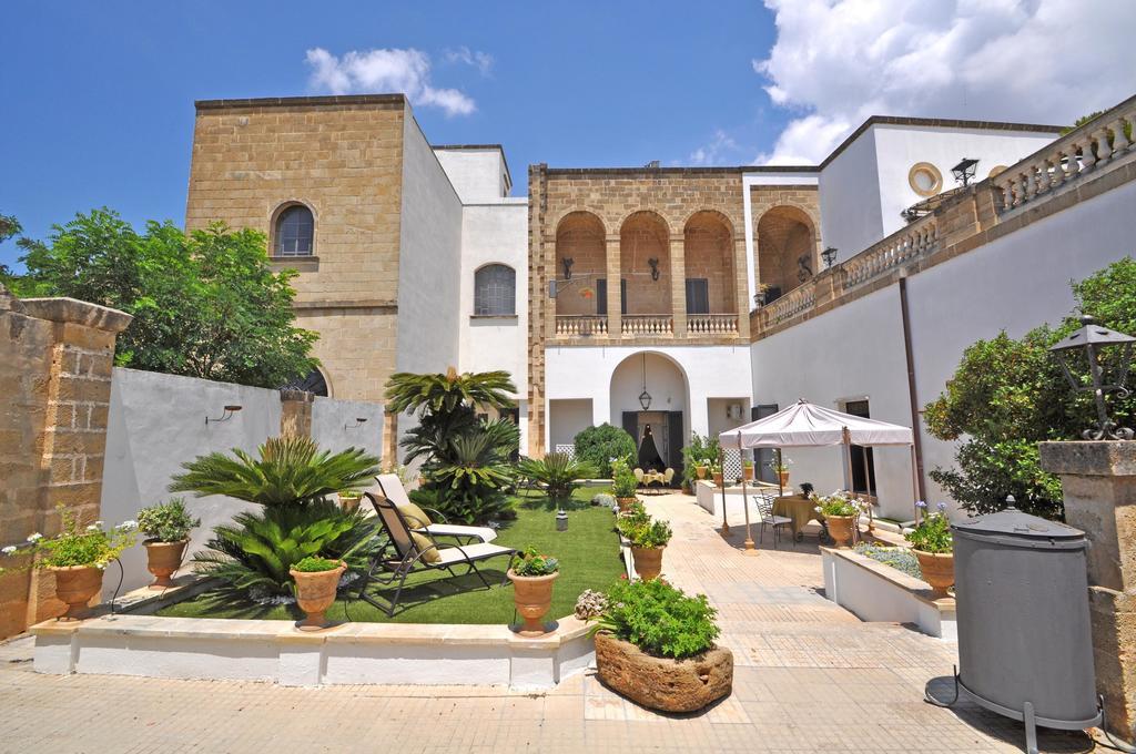 Melissano Palazzo De Donatis B&B المظهر الخارجي الصورة
